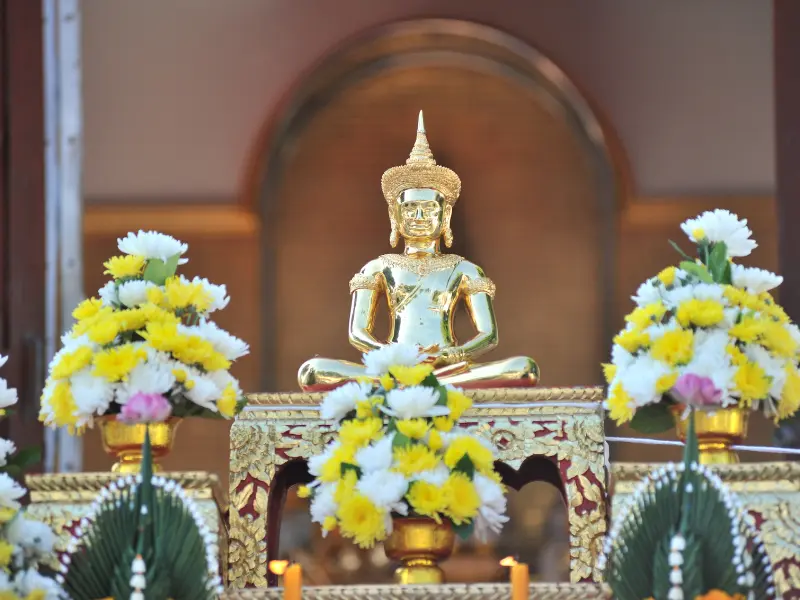 การวางหิ้งพระในบ้าน