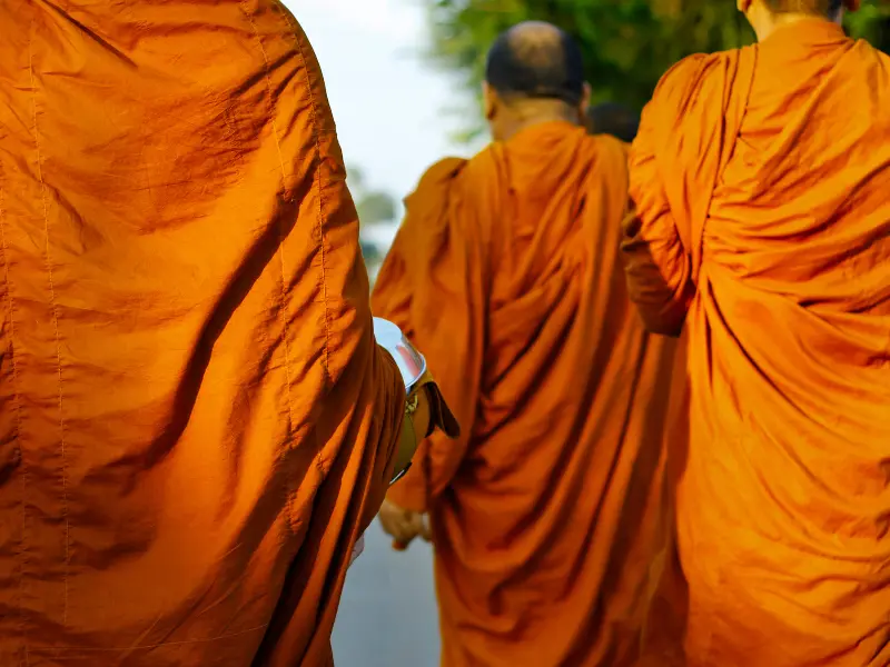 อติเรกจีวร